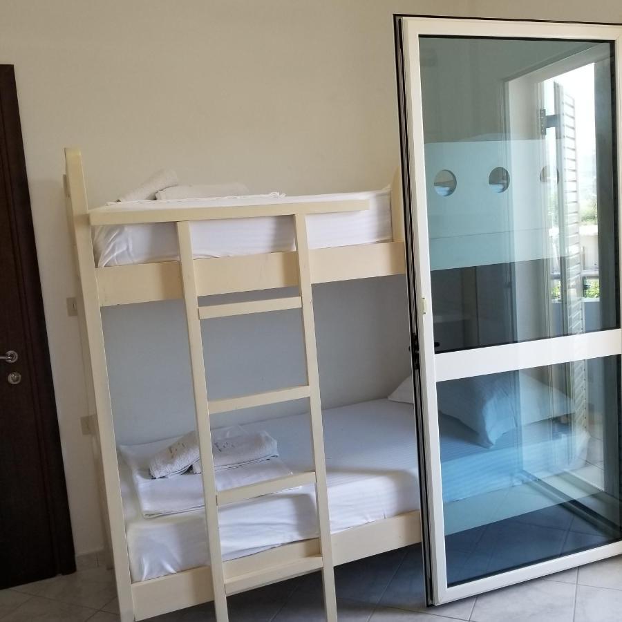 Apartments Rezidenca Sinani Orikum Exterior photo